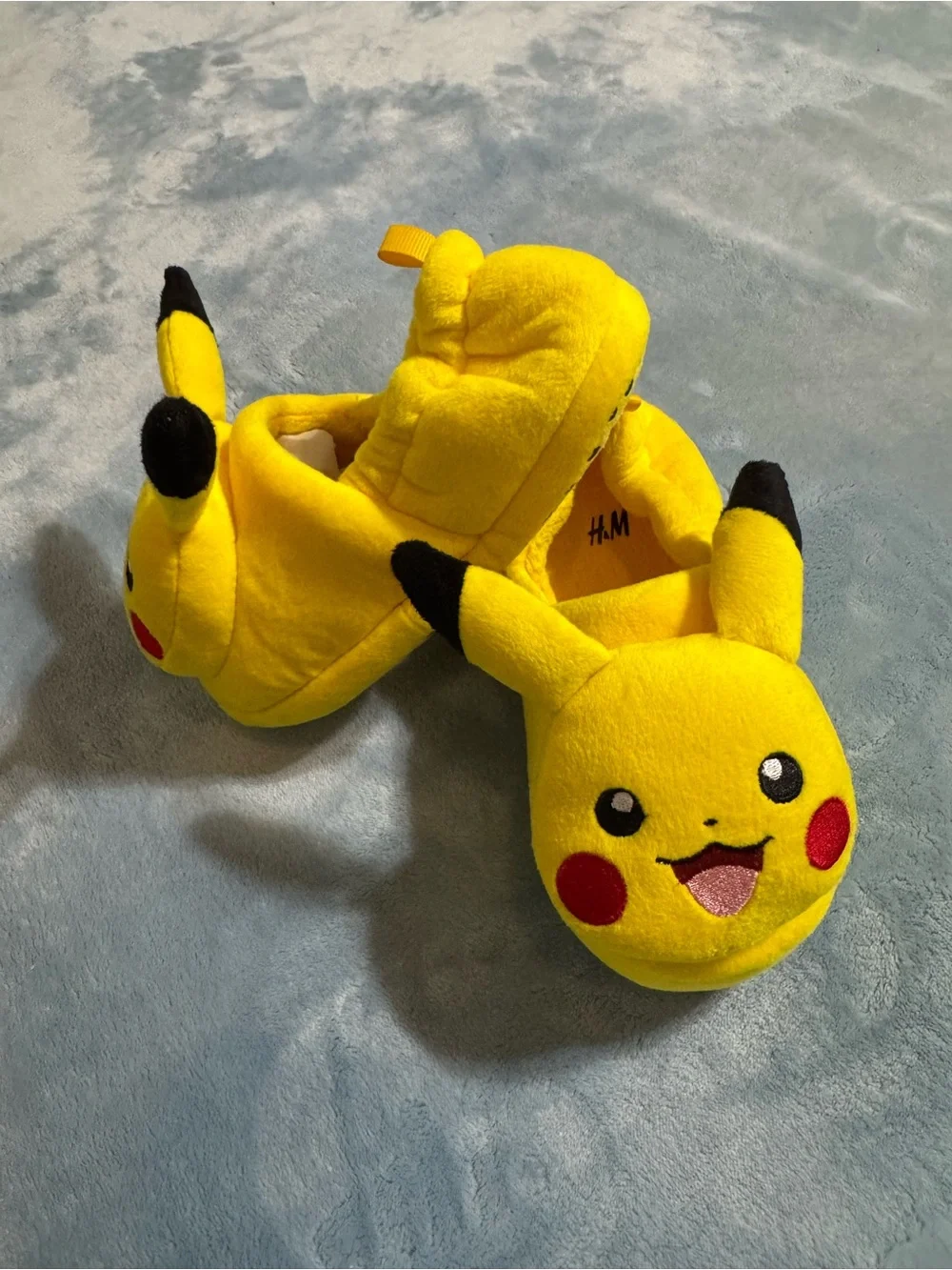 H&M Kids' Pikachu Plush One-Piece Slippers - Yellow